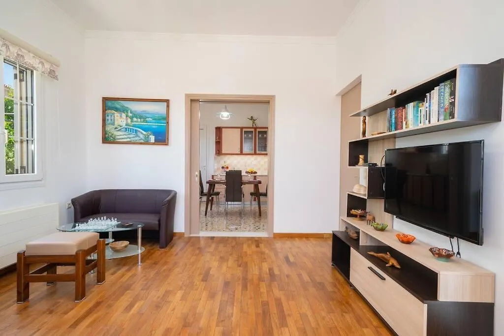 Villa Erasmia- House 1 Ground Floor Svoronata 0*,  Grecja