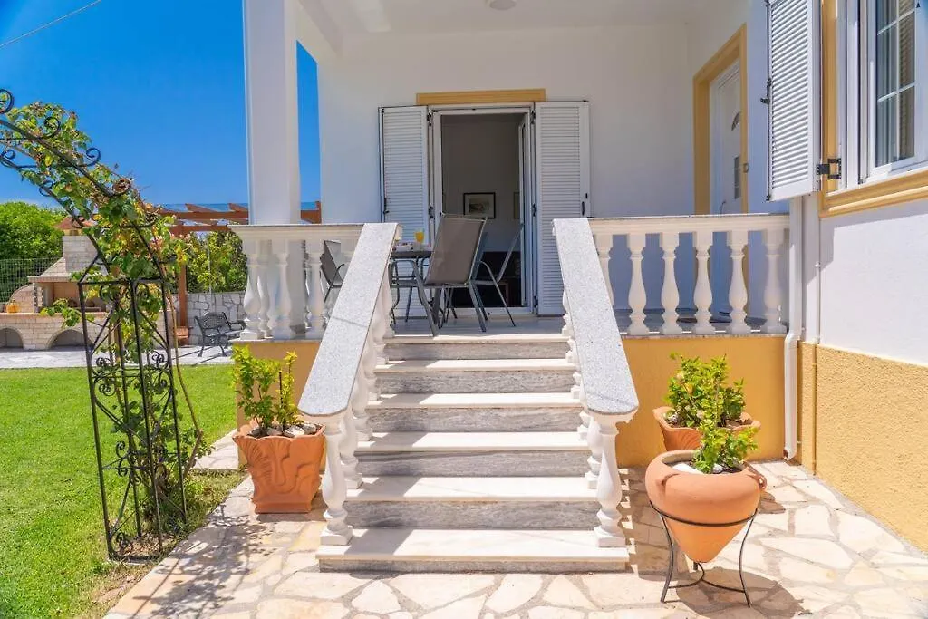 Villa Erasmia- House 1 Ground Floor Svoronata 0*,  Grecja