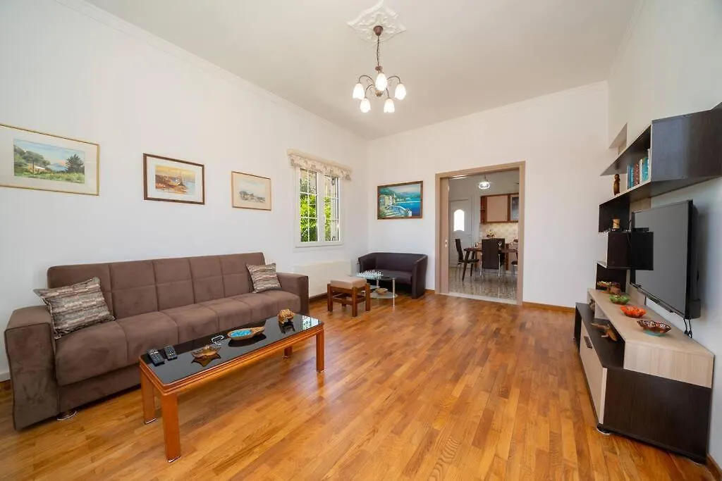 Dom wakacyjny Villa Erasmia- House 1 Ground Floor Svoronata